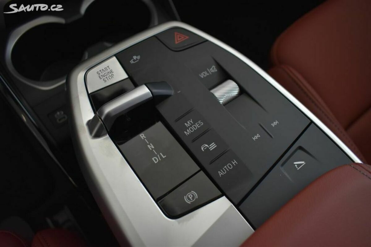 Fotografie vozu - klik pro zvětšení