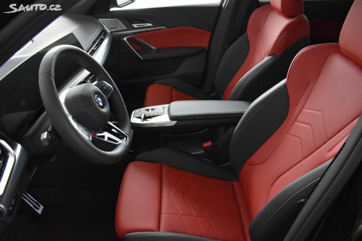 Fotografie vozu - klik pro zvětšení