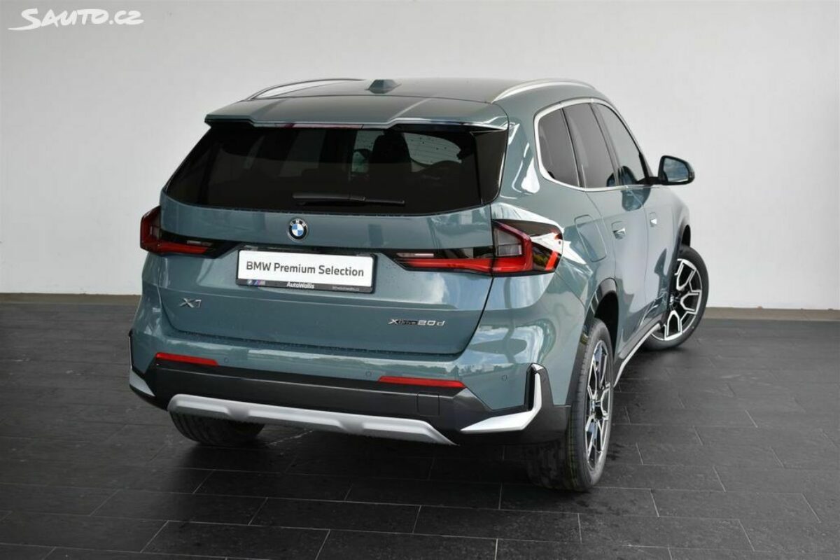 Fotografie vozu - klik pro zvětšení