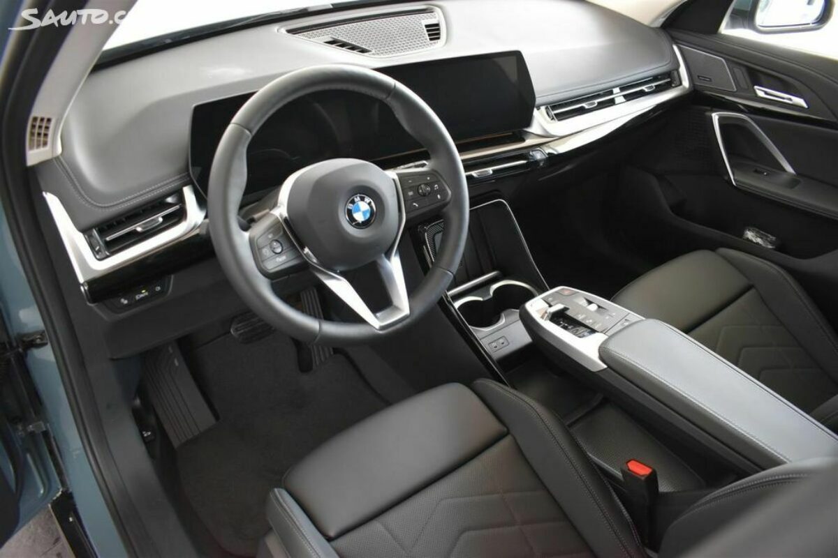 Fotografie vozu - klik pro zvětšení