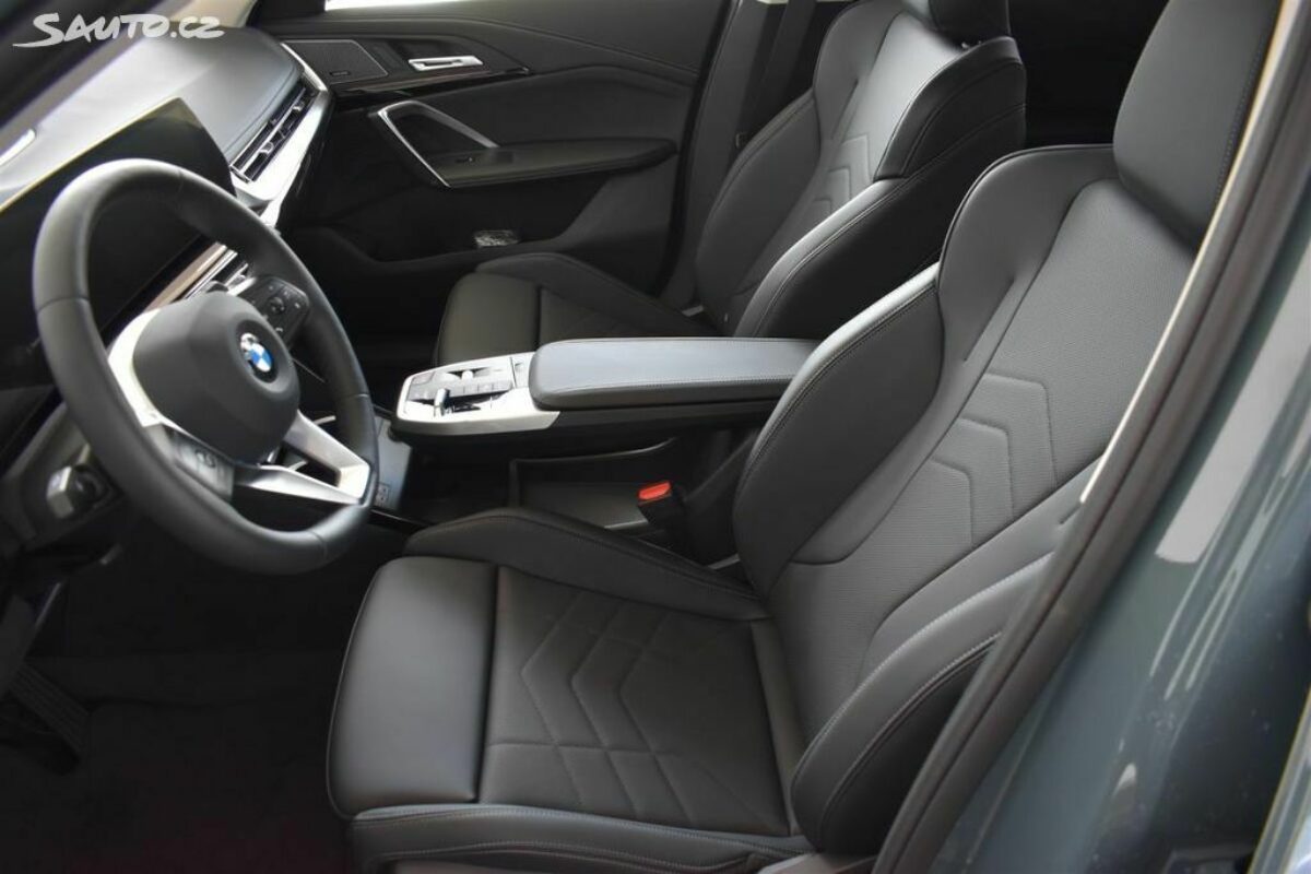 Fotografie vozu - klik pro zvětšení