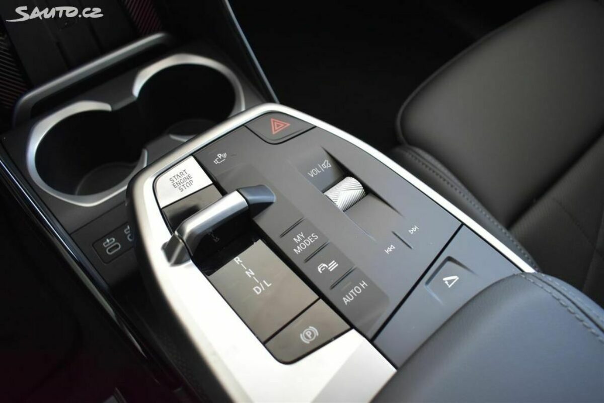 Fotografie vozu - klik pro zvětšení