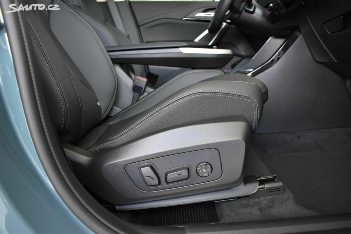 Fotografie vozu - klik pro zvětšení