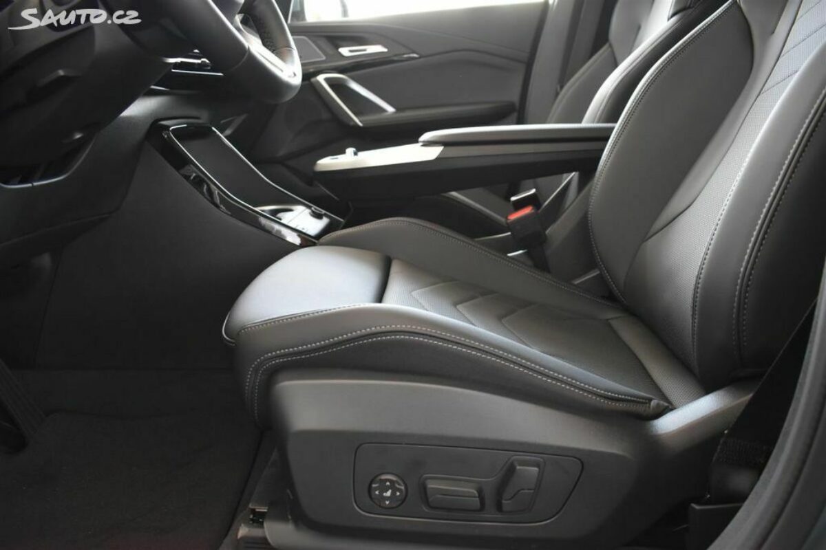 Fotografie vozu - klik pro zvětšení