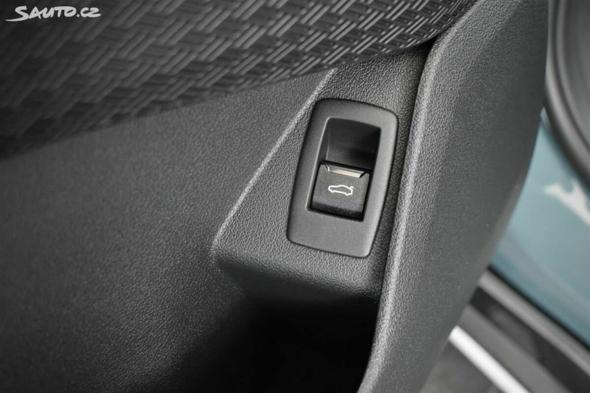 Fotografie vozu - klik pro zvětšení