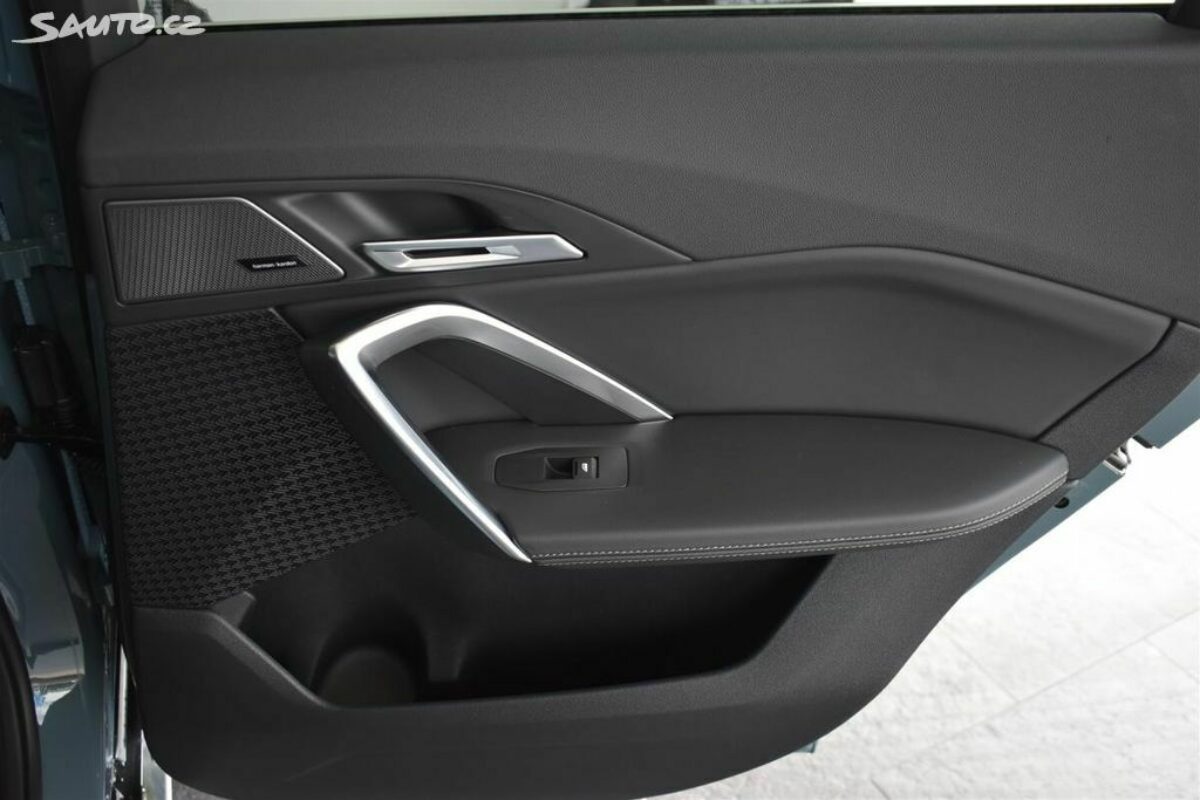 Fotografie vozu - klik pro zvětšení