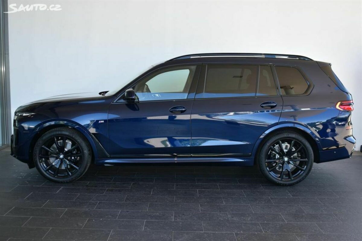 Fotografie vozu - klik pro zvětšení