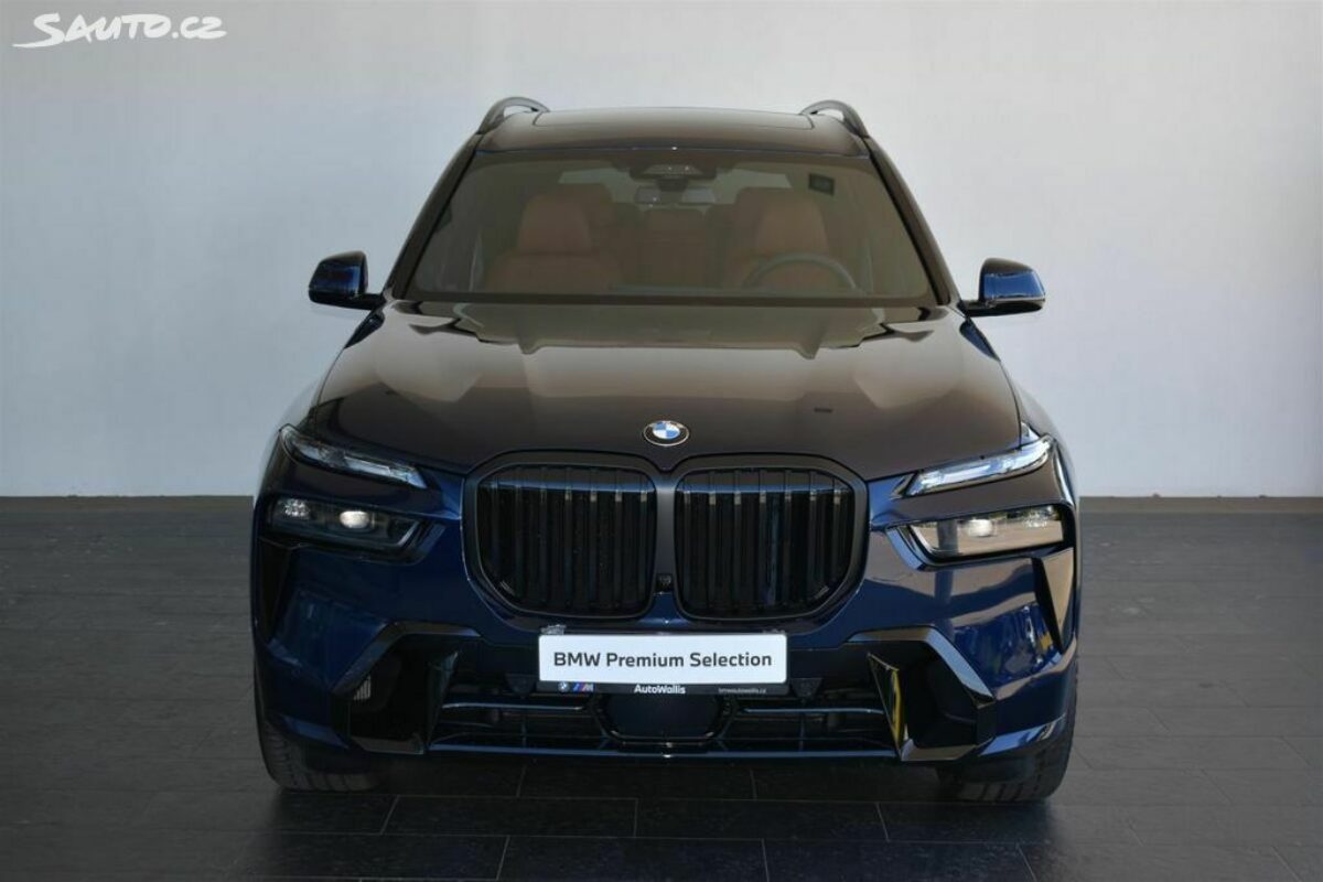 Fotografie vozu - klik pro zvětšení