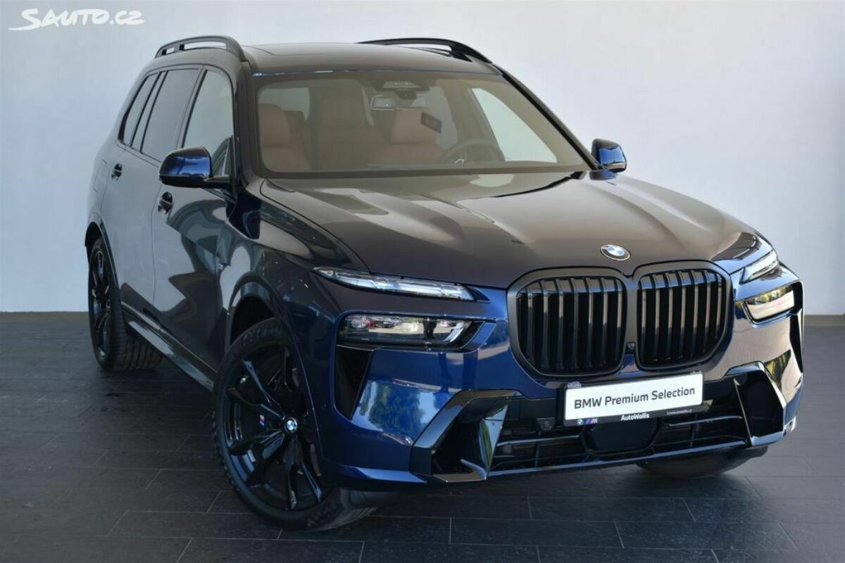 Fotografie vozu - klik pro zvětšení