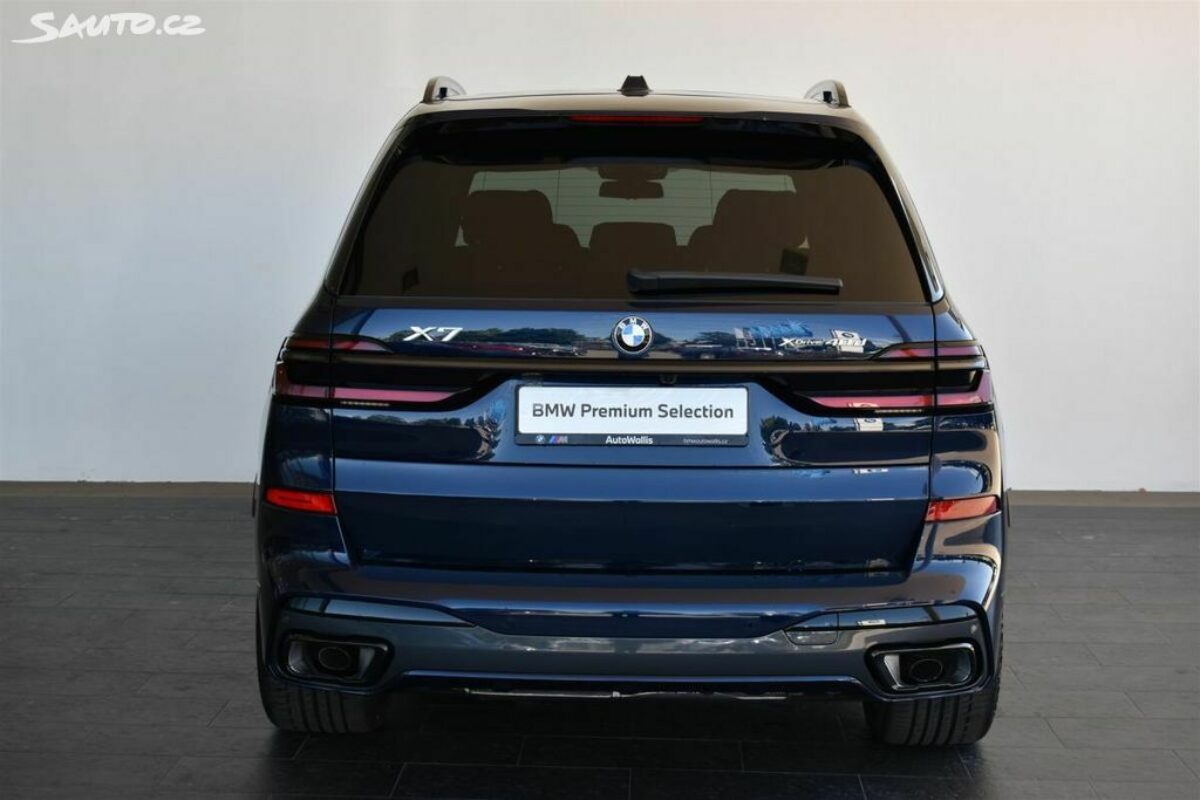 Fotografie vozu - klik pro zvětšení