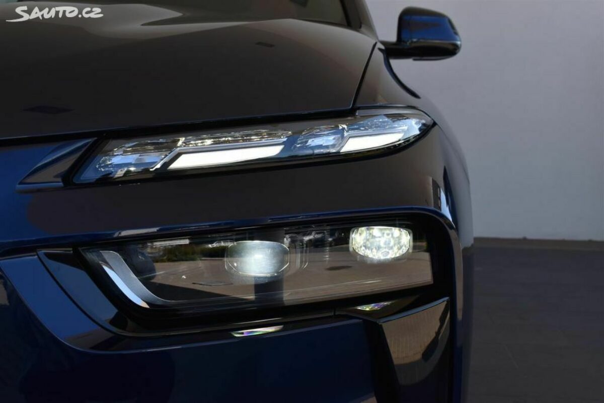 Fotografie vozu - klik pro zvětšení