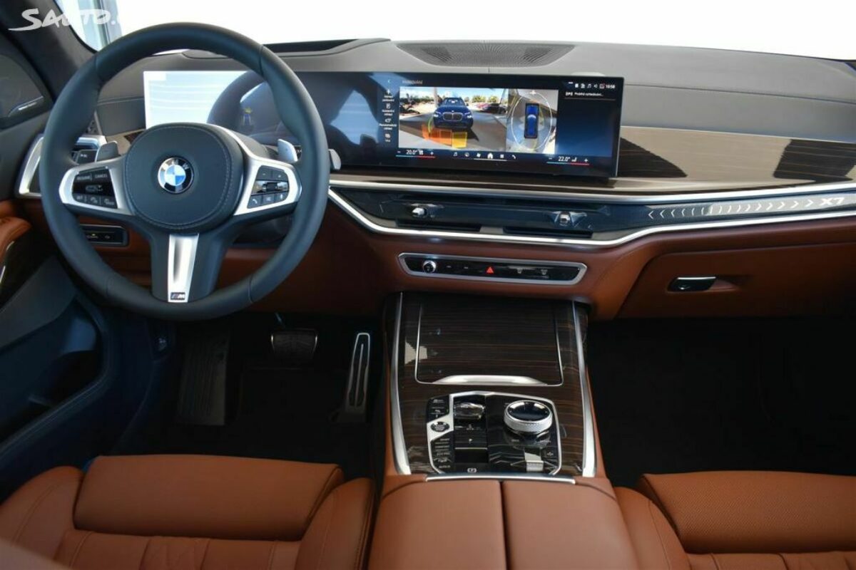 Fotografie vozu - klik pro zvětšení