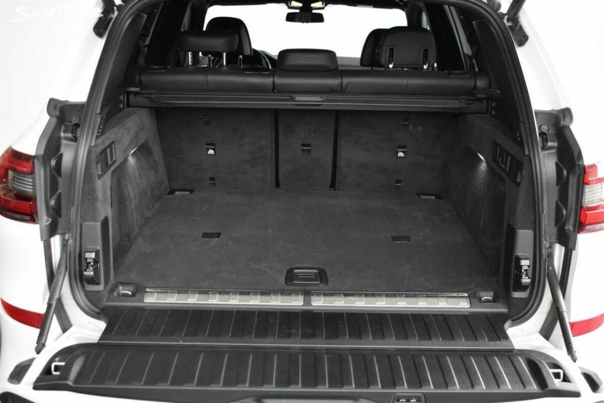 Fotografie vozu - klik pro zvětšení