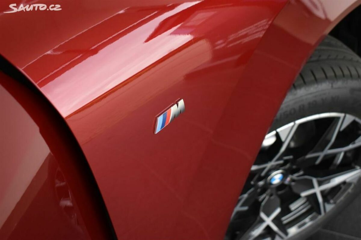 Fotografie vozu - klik pro zvětšení