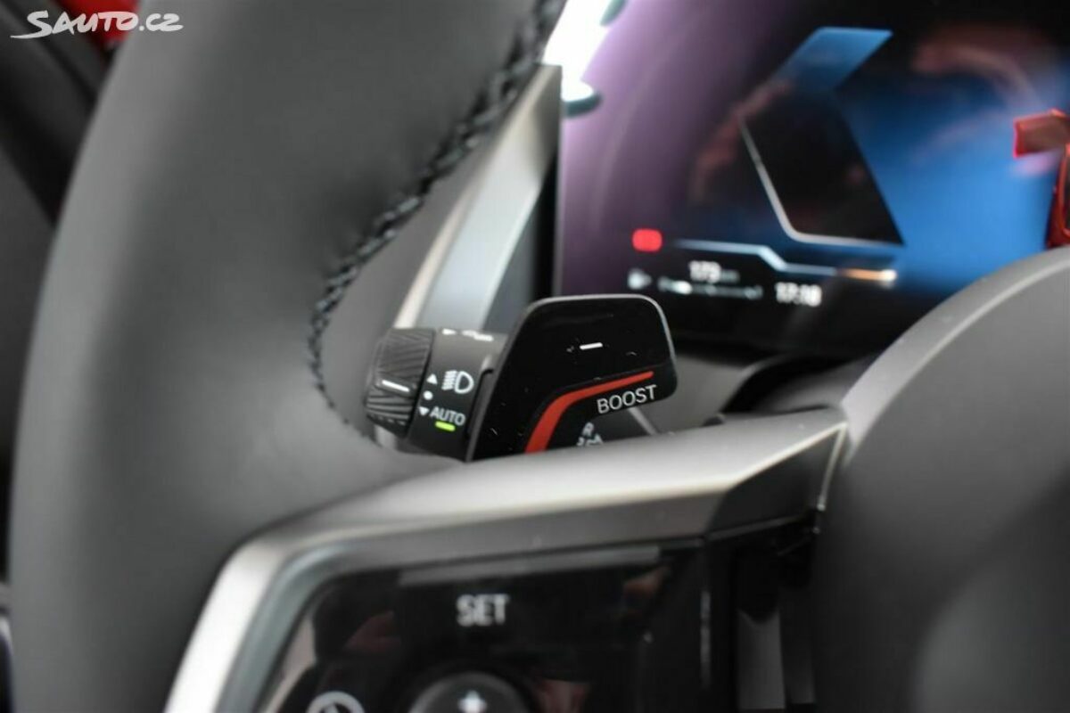 Fotografie vozu - klik pro zvětšení