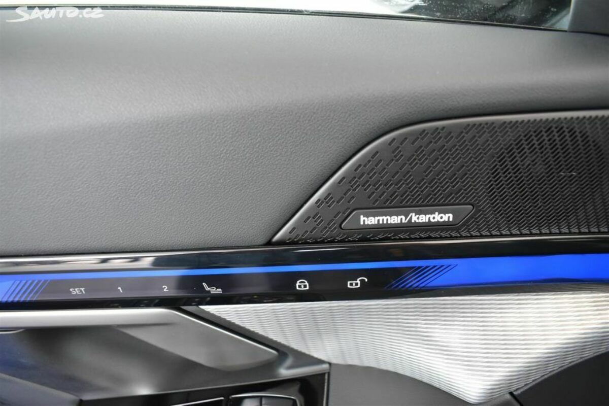 Fotografie vozu - klik pro zvětšení