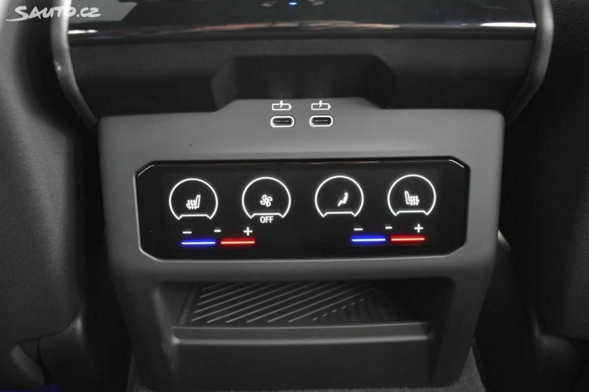 Fotografie vozu - klik pro zvětšení