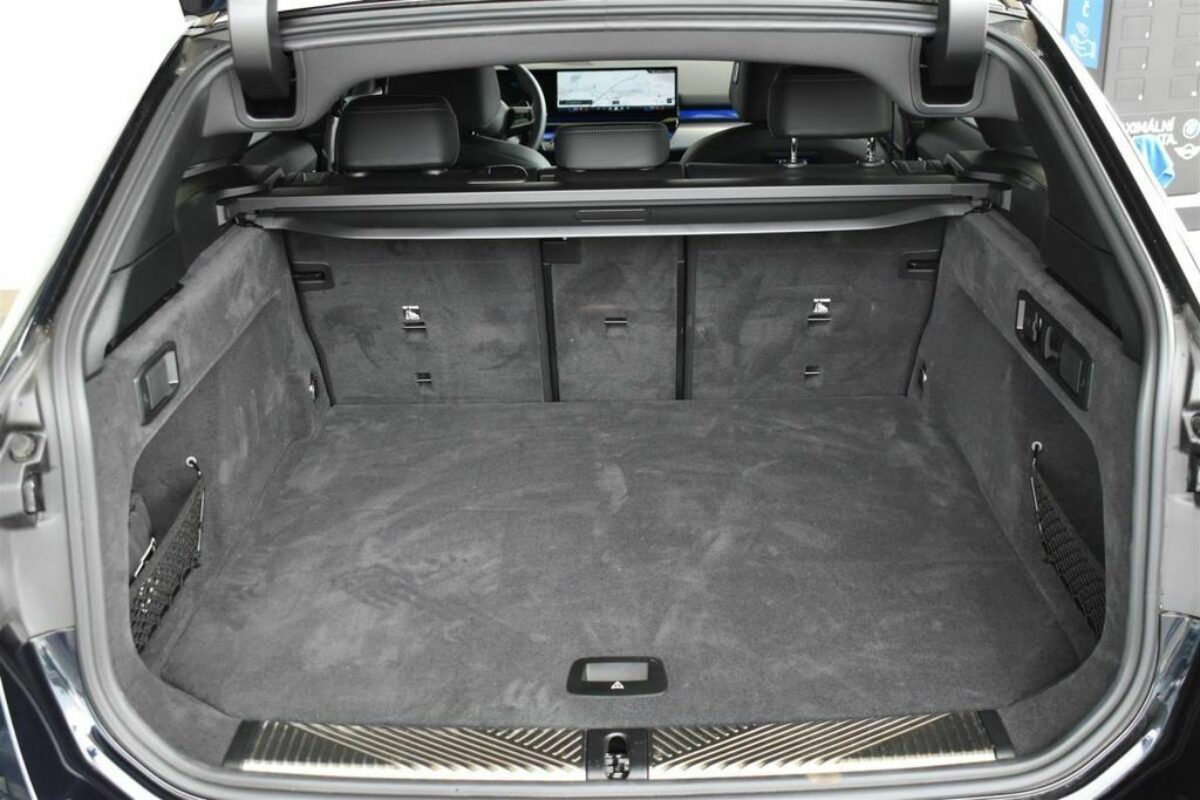 Fotografie vozu - klik pro zvětšení