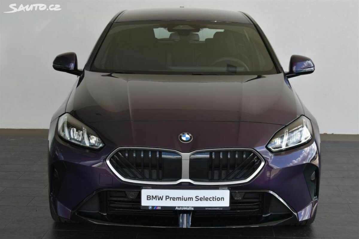 Fotografie vozu - klik pro zvětšení