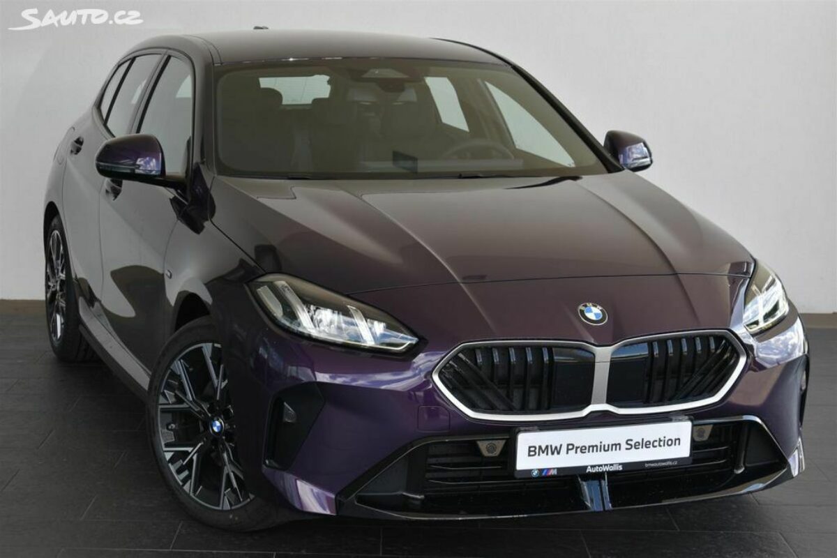 Fotografie vozu - klik pro zvětšení