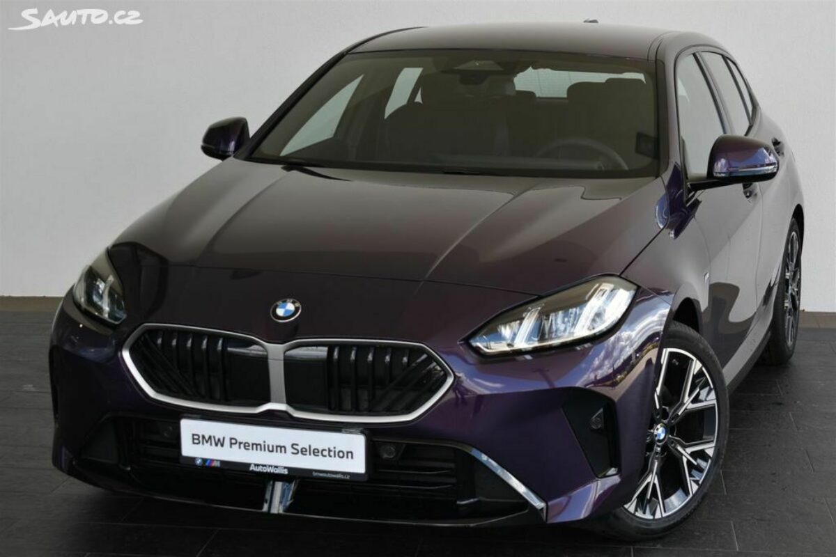 Fotografie vozu - klik pro zvětšení