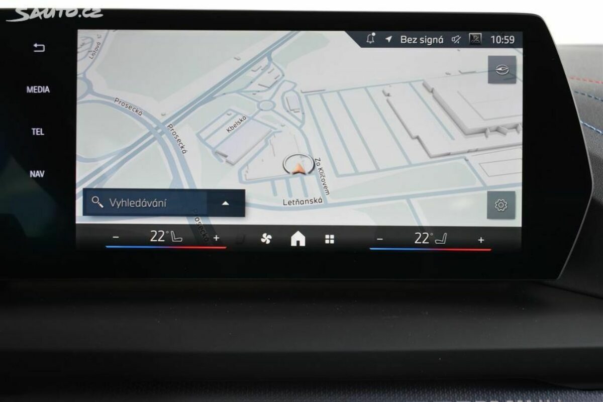 Fotografie vozu - klik pro zvětšení