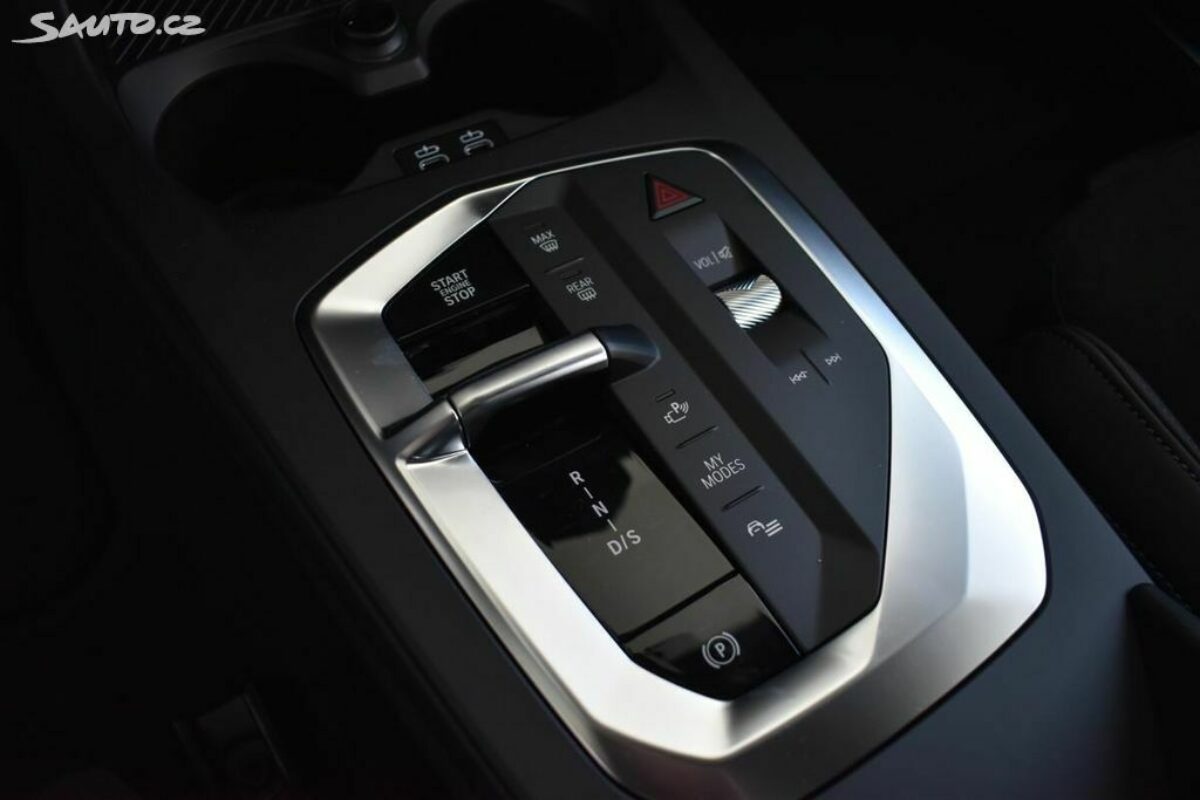 Fotografie vozu - klik pro zvětšení