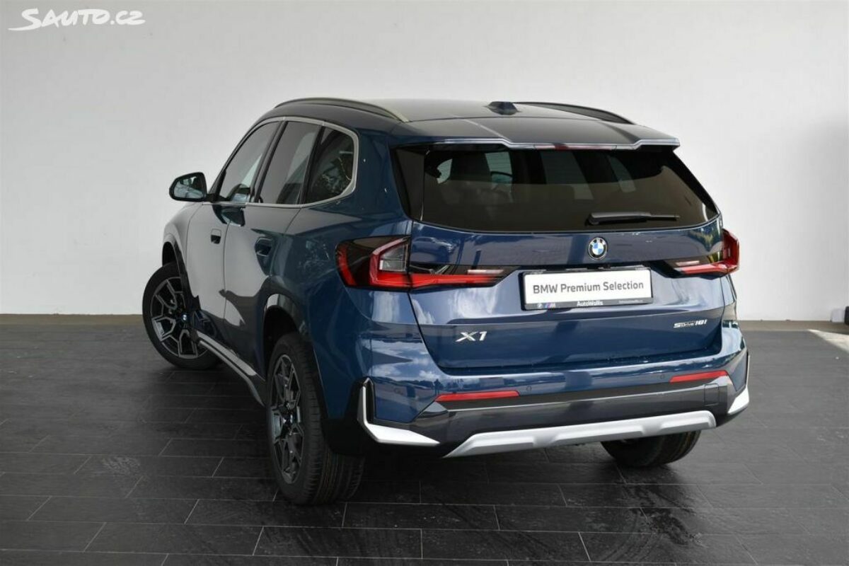 Fotografie vozu - klik pro zvětšení