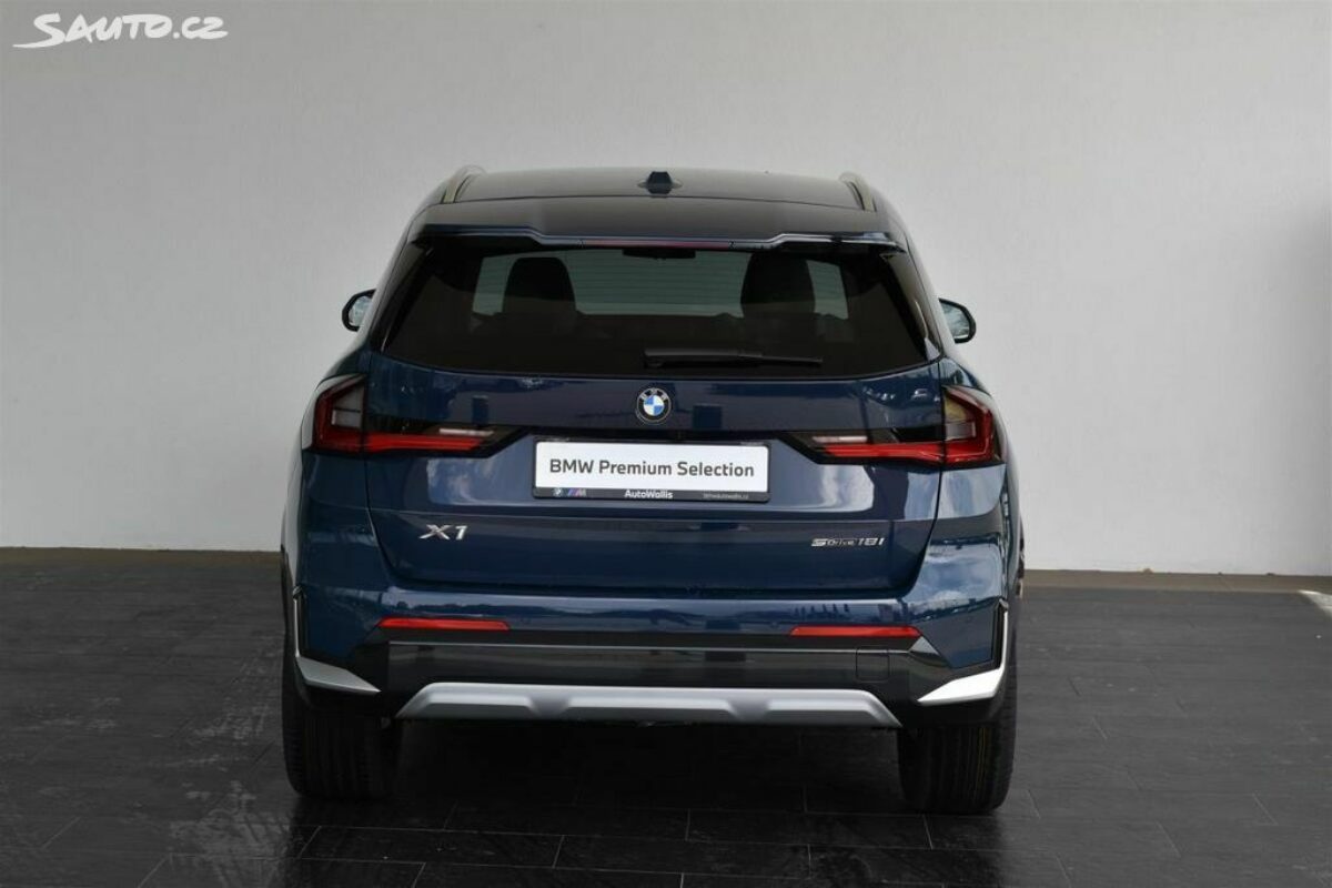 Fotografie vozu - klik pro zvětšení