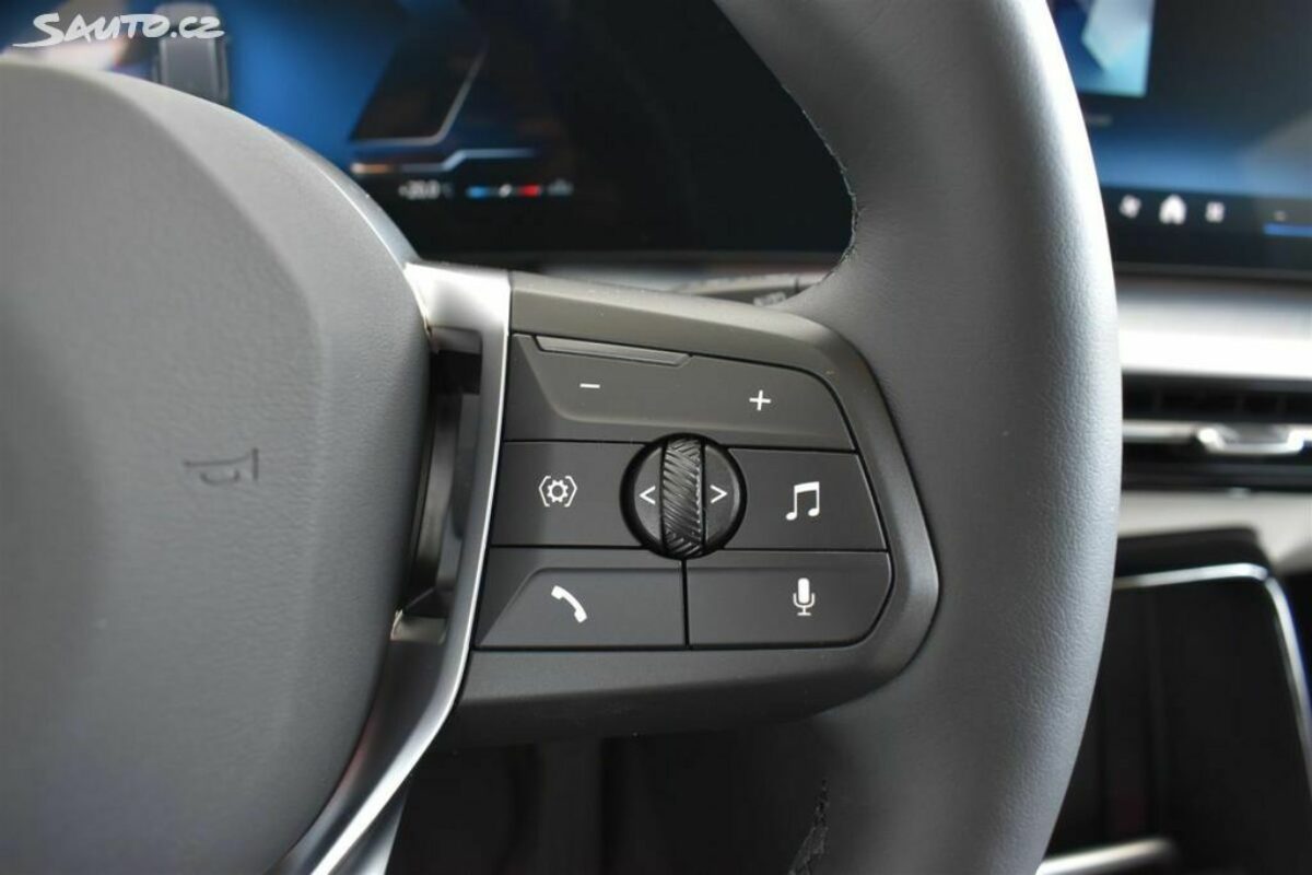 Fotografie vozu - klik pro zvětšení