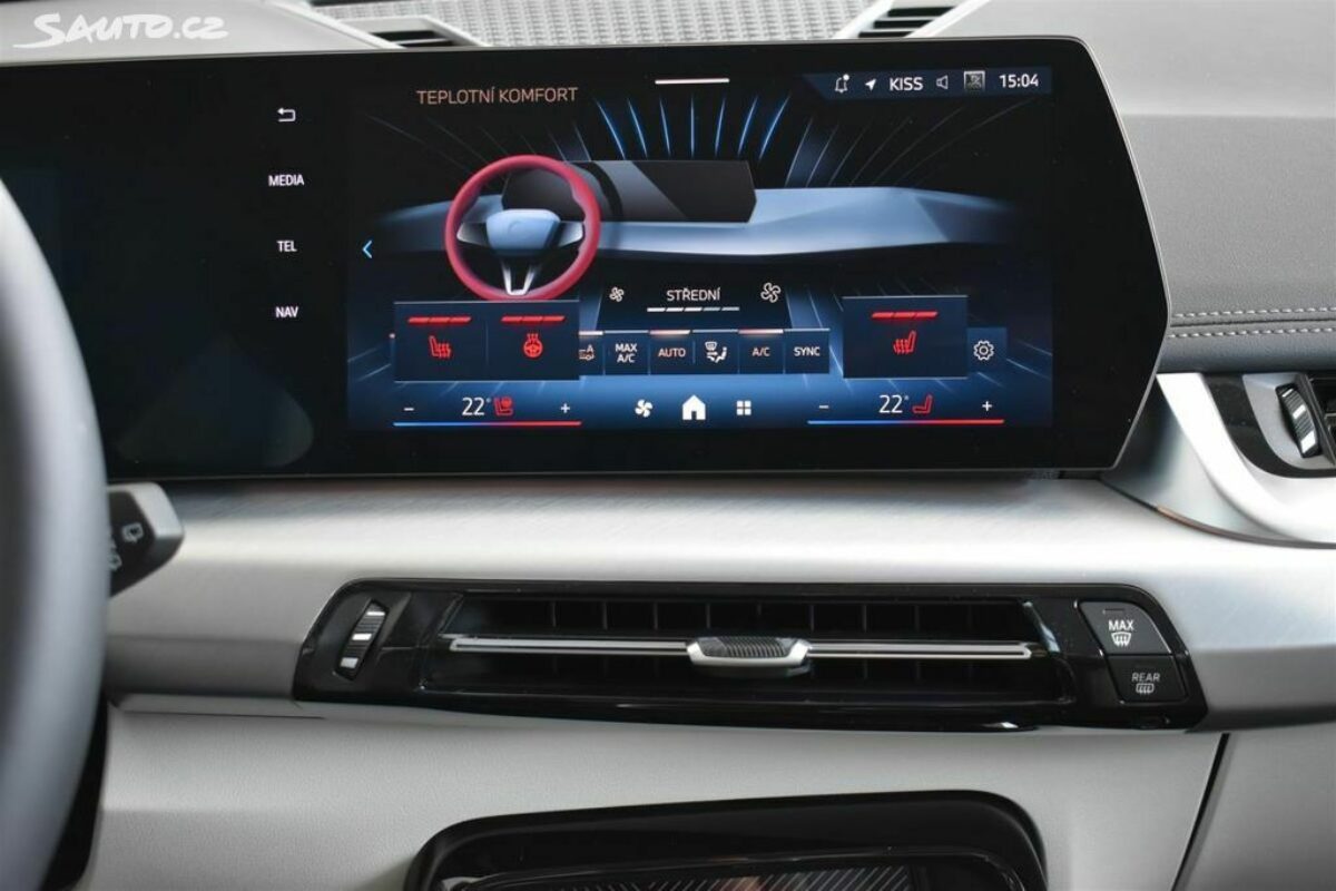 Fotografie vozu - klik pro zvětšení