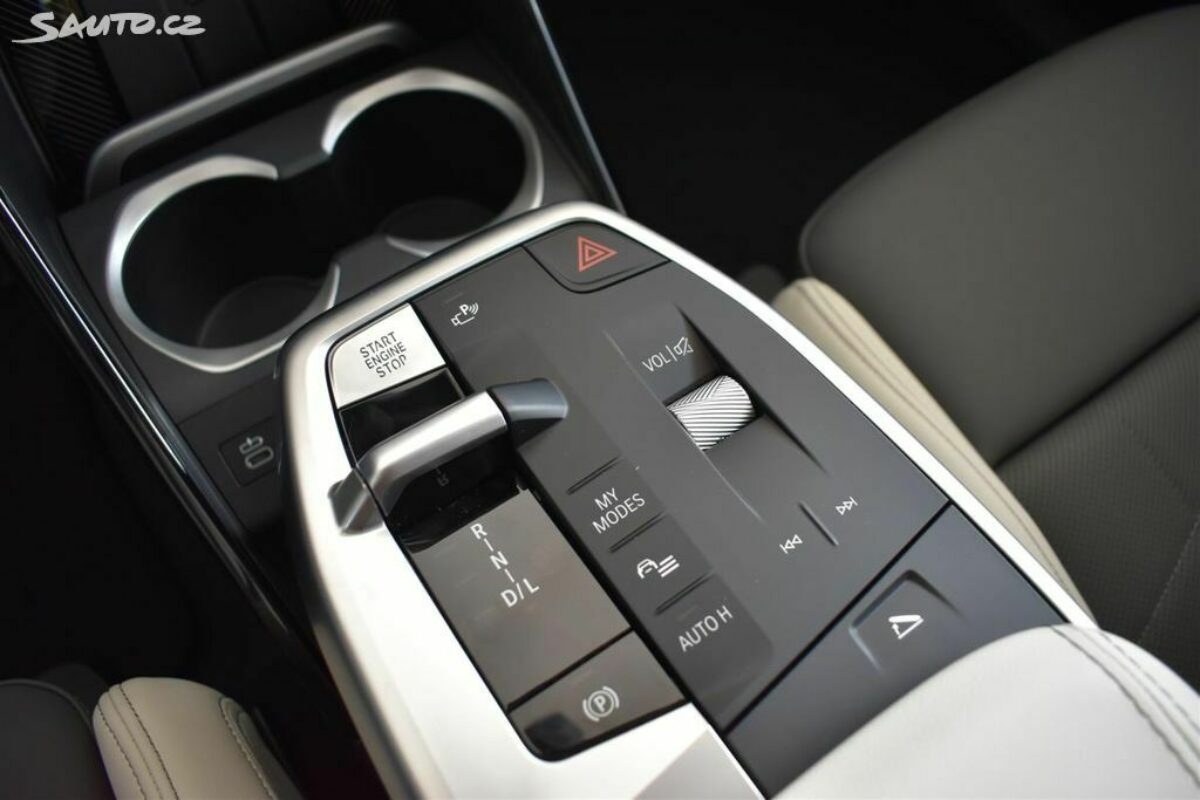 Fotografie vozu - klik pro zvětšení