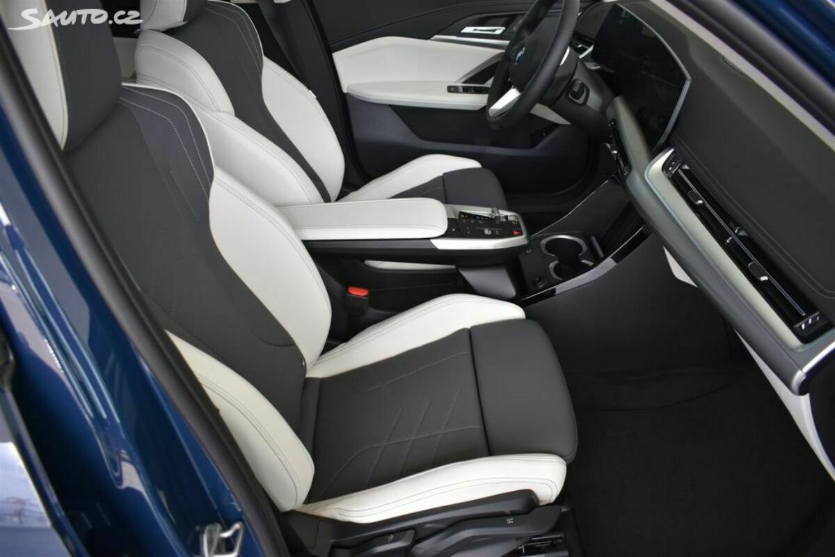 Fotografie vozu - klik pro zvětšení