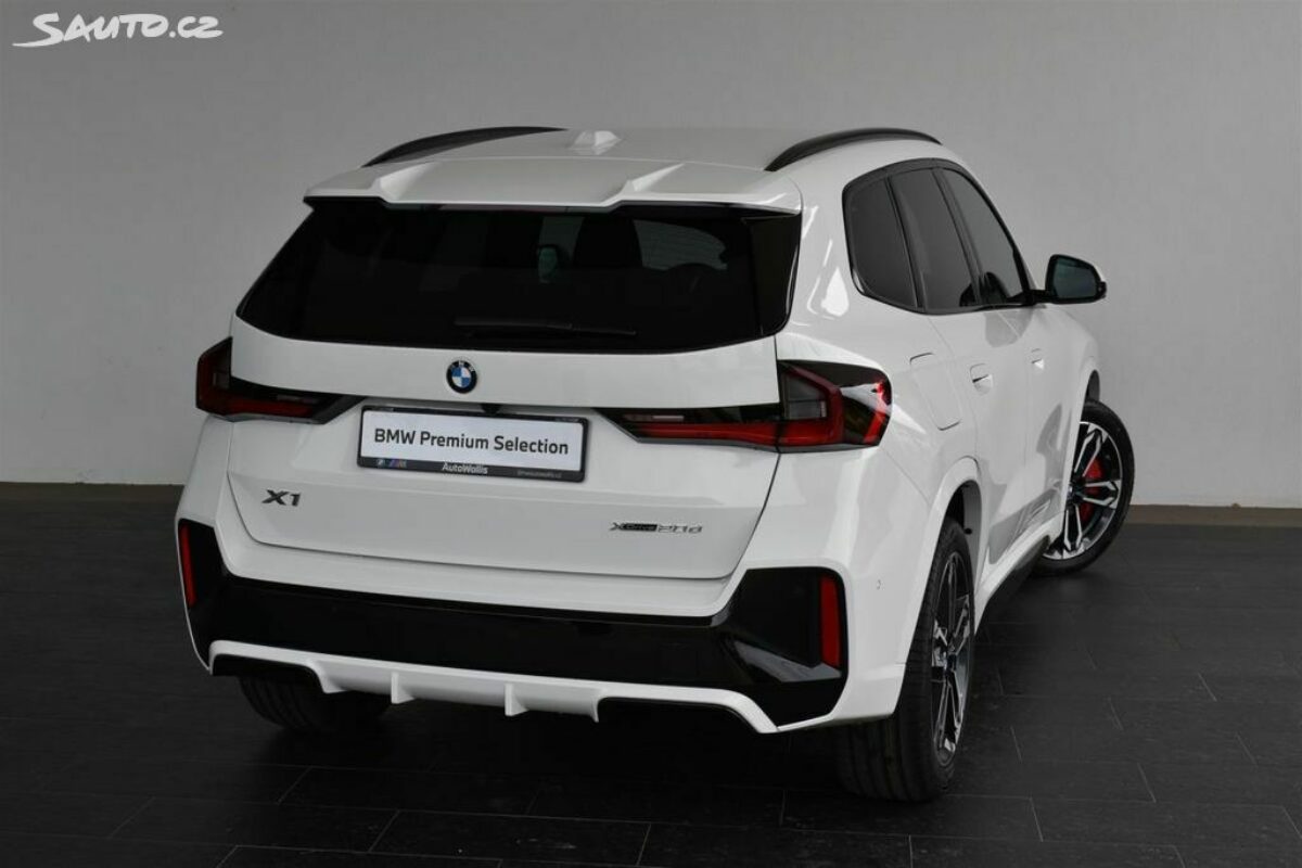 Fotografie vozu - klik pro zvětšení