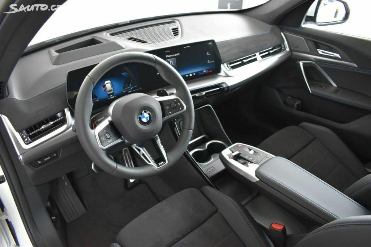 Fotografie vozu - klik pro zvětšení