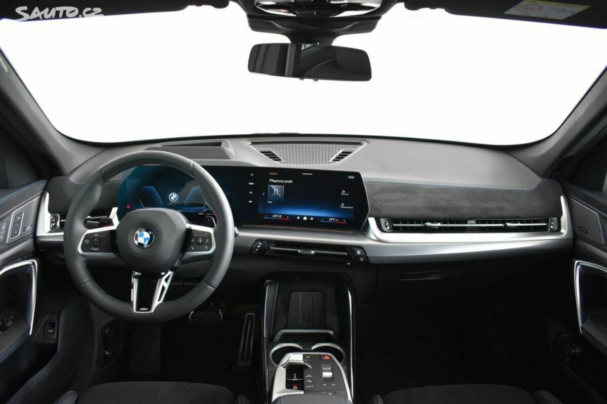 Fotografie vozu - klik pro zvětšení