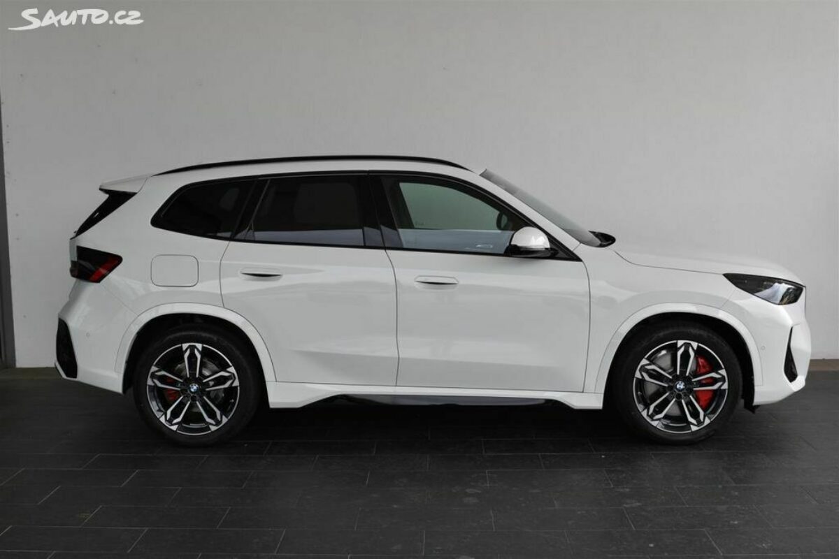 Fotografie vozu - klik pro zvětšení