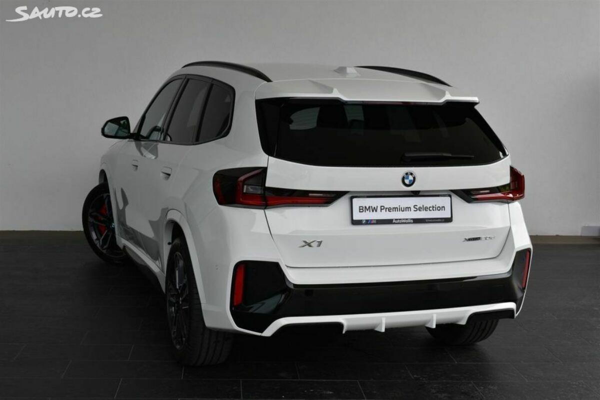 Fotografie vozu - klik pro zvětšení