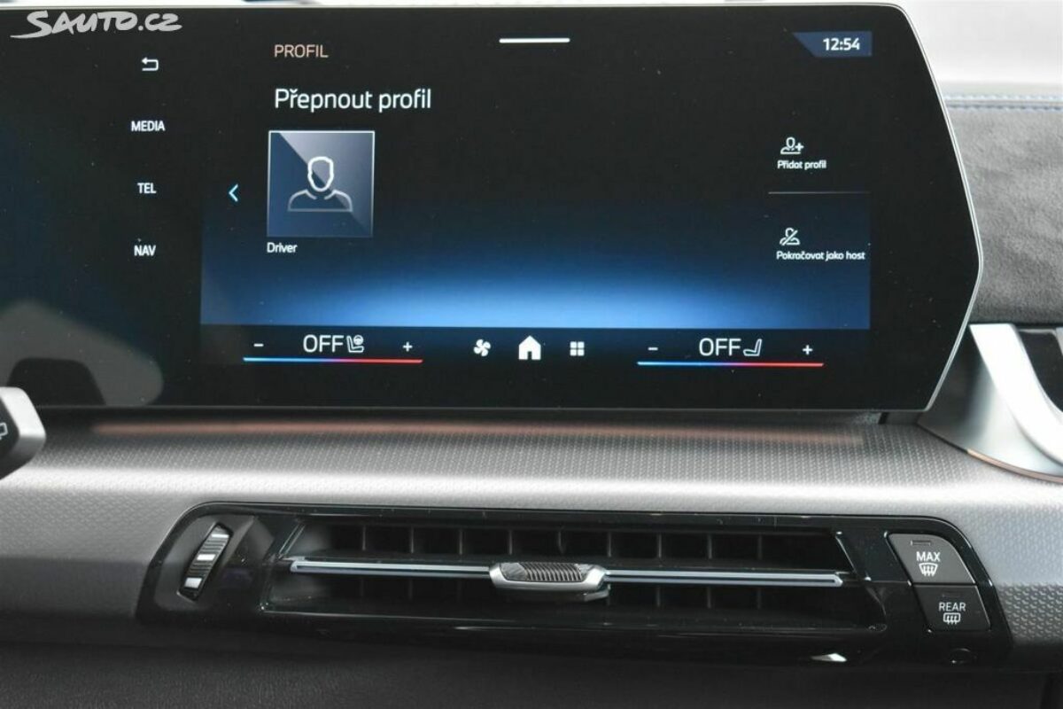 Fotografie vozu - klik pro zvětšení