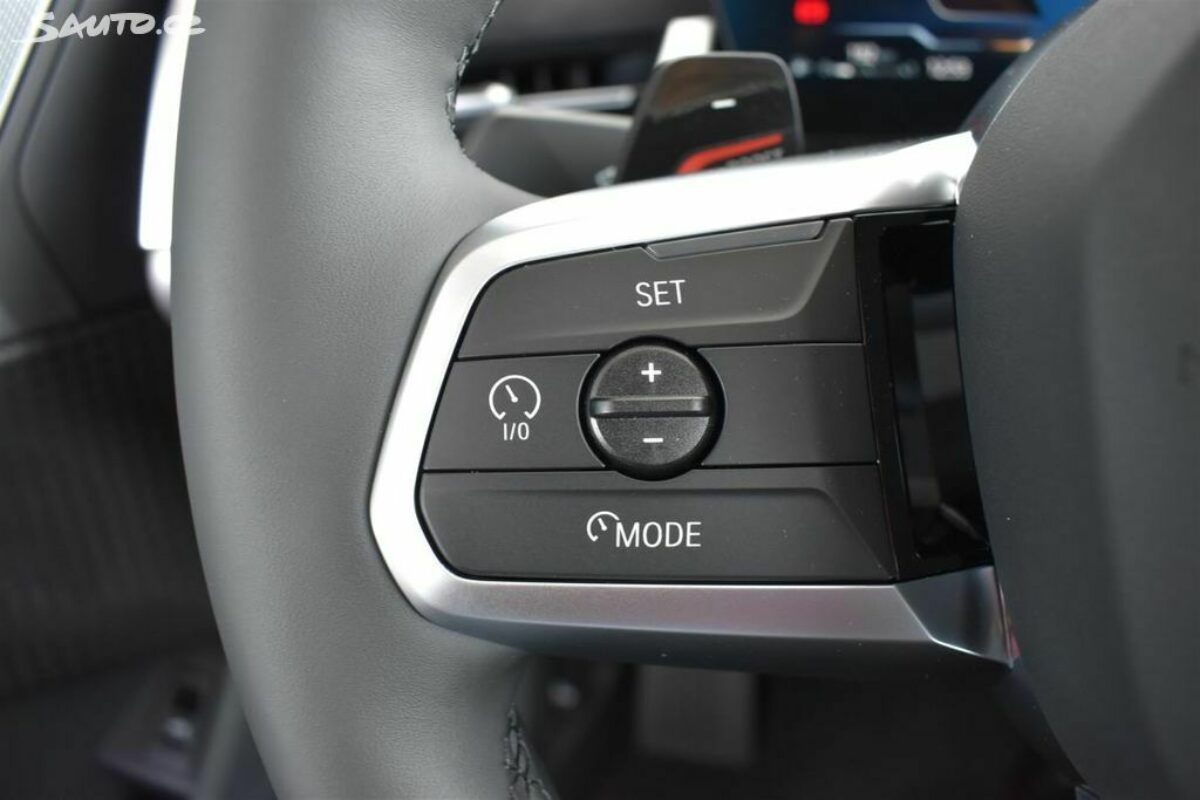 Fotografie vozu - klik pro zvětšení