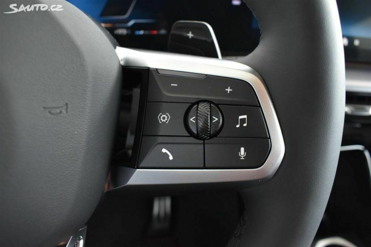 Fotografie vozu - klik pro zvětšení