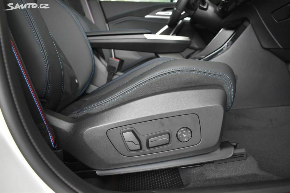 Fotografie vozu - klik pro zvětšení