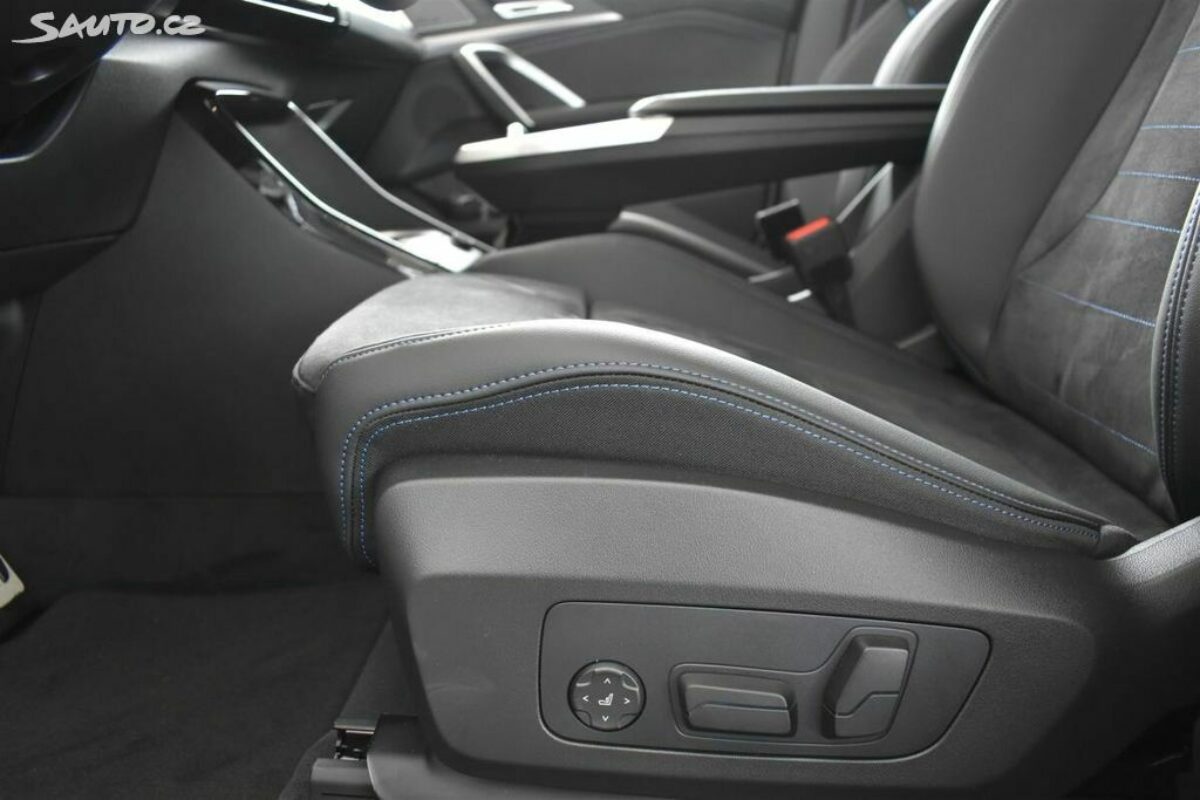 Fotografie vozu - klik pro zvětšení