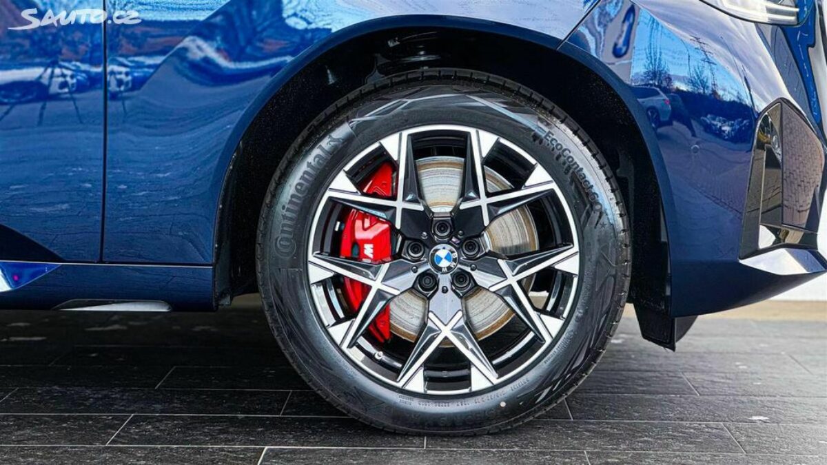 Fotografie vozu - klik pro zvětšení