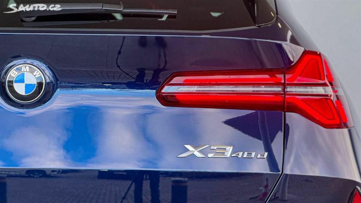 Fotografie vozu - klik pro zvětšení