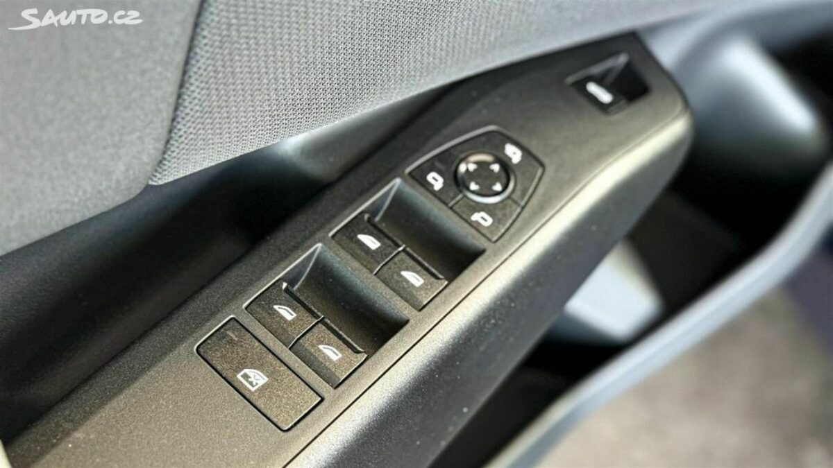 Fotografie vozu - klik pro zvětšení