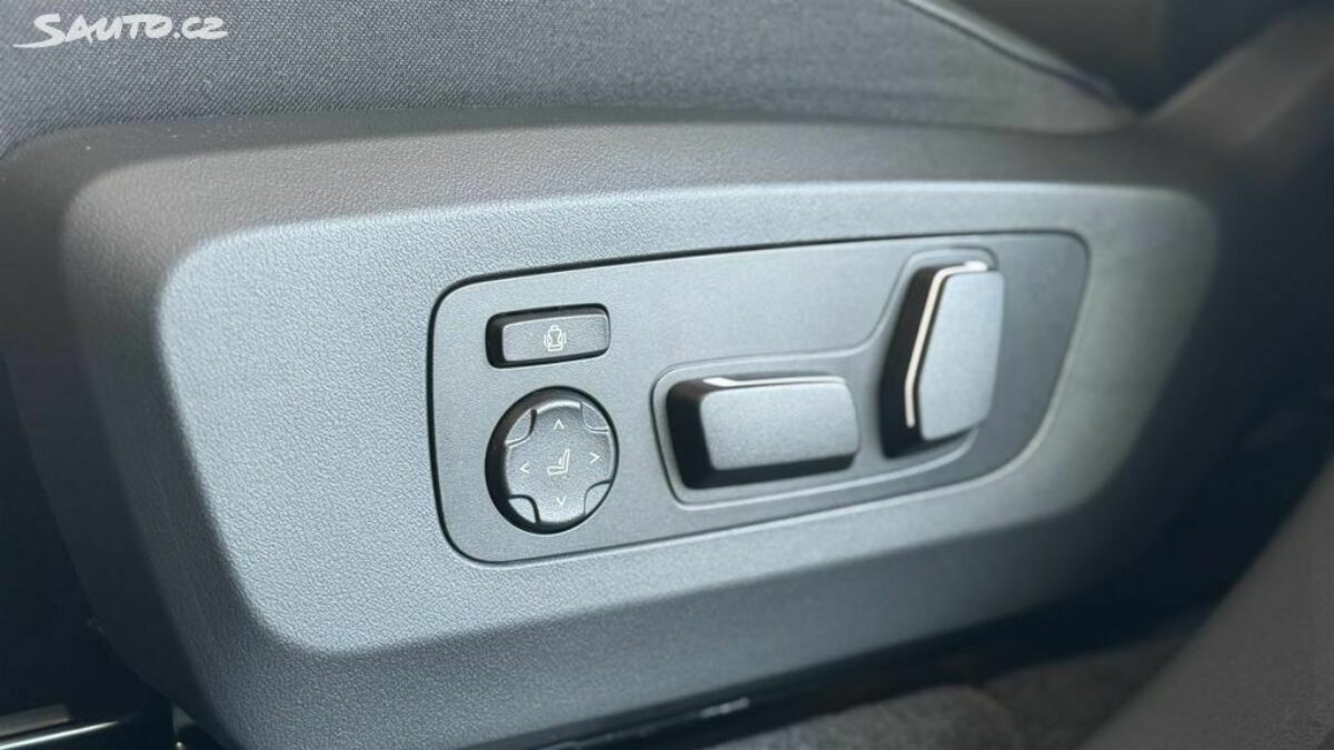 Fotografie vozu - klik pro zvětšení