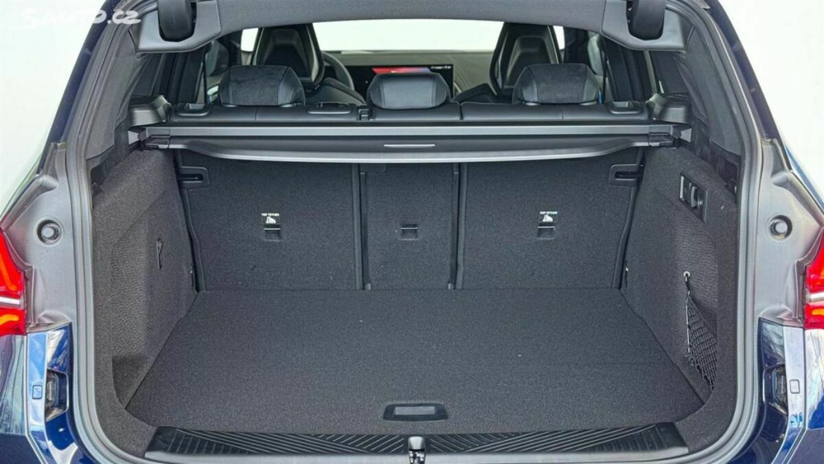 Fotografie vozu - klik pro zvětšení