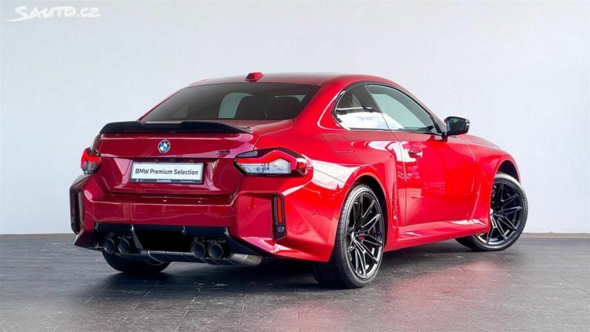 Fotografie vozu - klik pro zvětšení