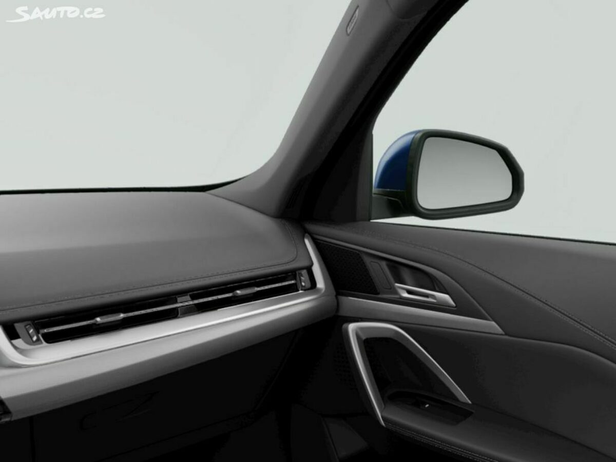 Fotografie vozu - klik pro zvětšení